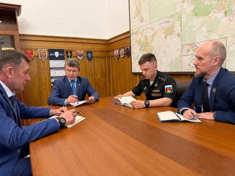 🇷🇺 Сегодня провел очередную встречу с участниками программы «Время героев Санкт-Петербурга», у кот