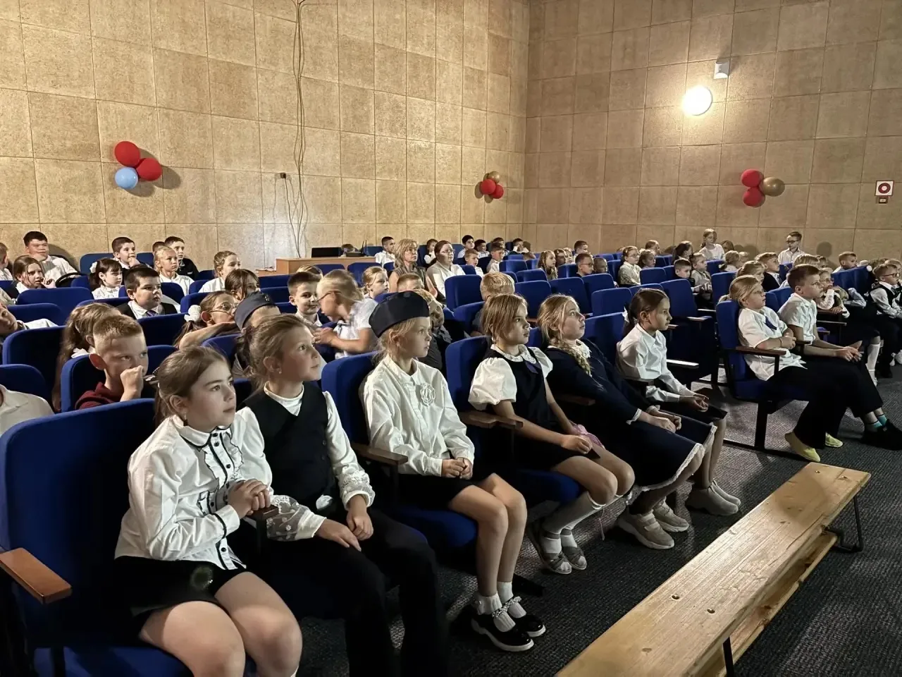 📽️ В МБОУ «ЦО «Академия детства» прошел кинопоказ в рамках фестиваля «Перерыв на кино»