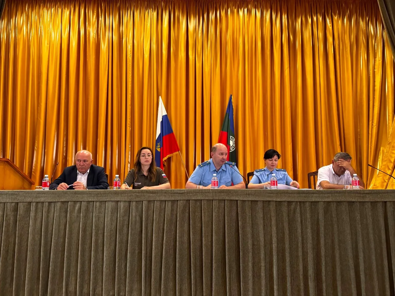 ⚡️ В Усть-Джегутинском районе состоялась встреча с участниками СВО и членами их семей