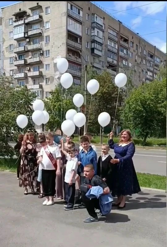 01.06.2026
«Волшебный шарик детства — лети, лети, лети!!!»
4-А и 4-Б классы
Классные руководители: В