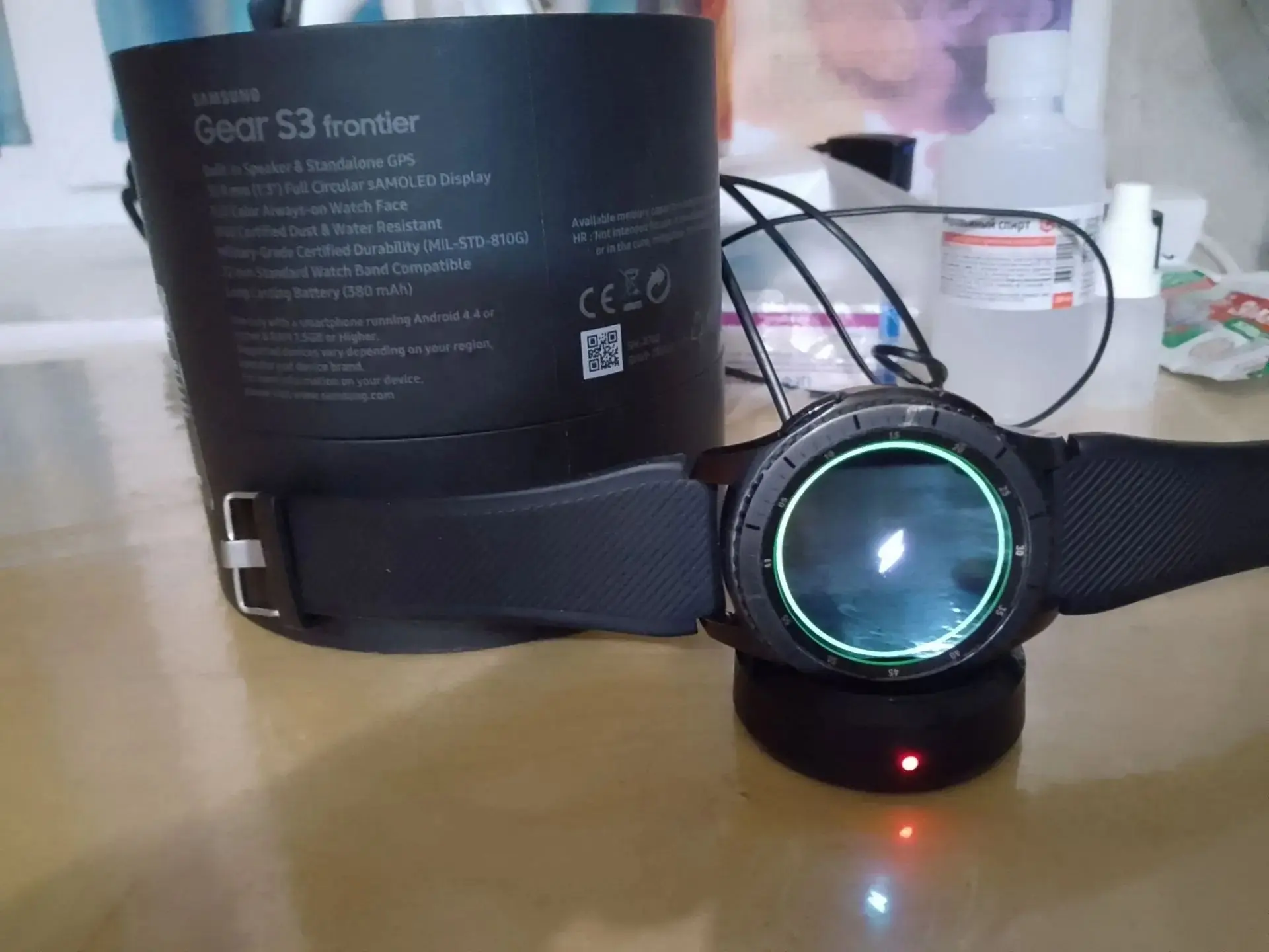 Продам смарт часы Samsung gear s 3 frontier цена 5000 рублей звоните 89085719327