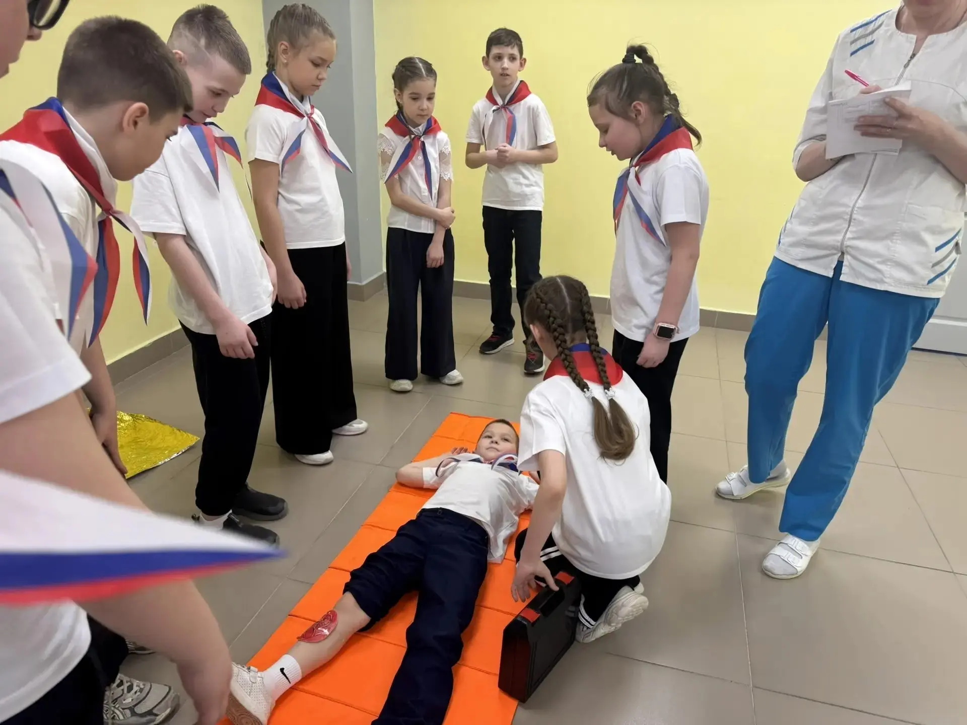 Наша команда — в тройке лучших!   31 марта в ГБОУ СОШ п.г.т. Рощинский прошёл муниципальный этап вое