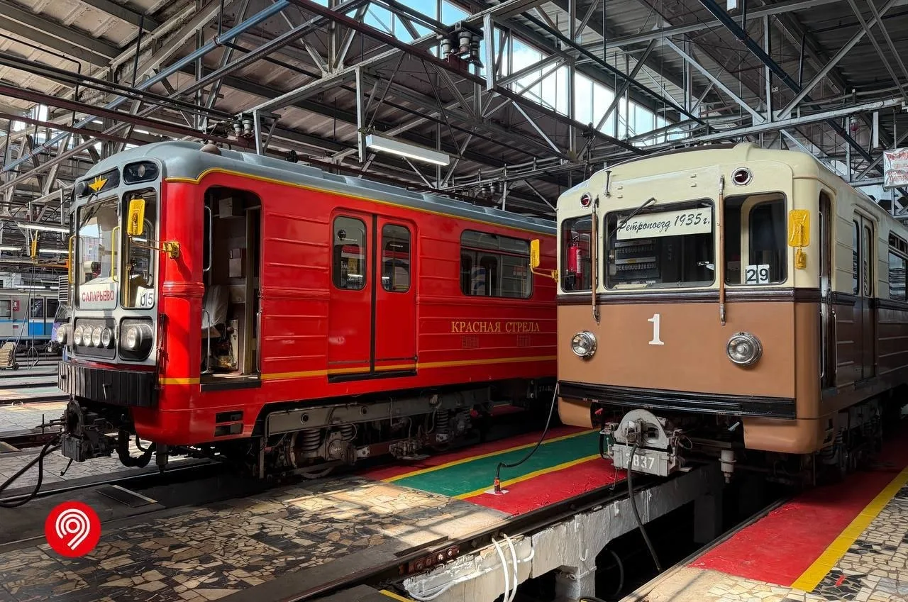 🚇 Парад поездов и выставка ретровагонов  🎉 Сегодня исполняется 91 год Московскому метрополитену!  🚇 