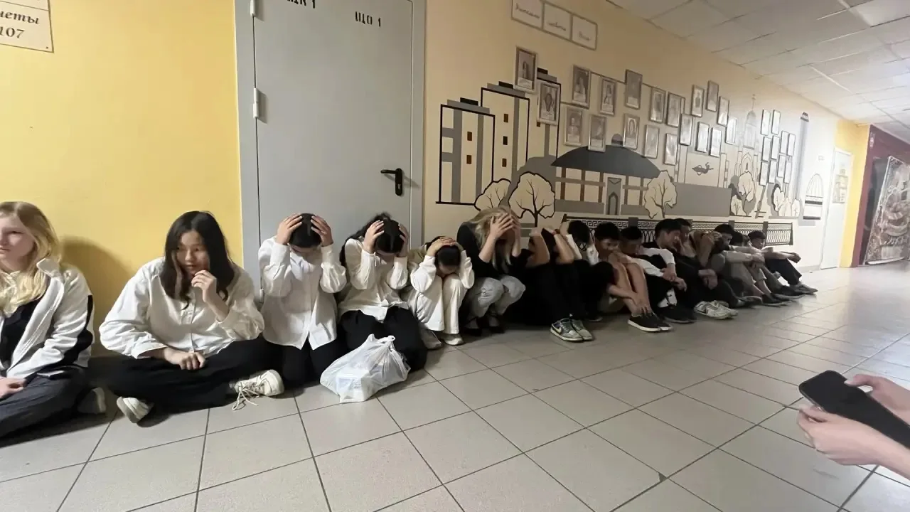 ✅22 мая в нашей школе прошли учения по двум видам опасностей: «Террористическая опаснос...
