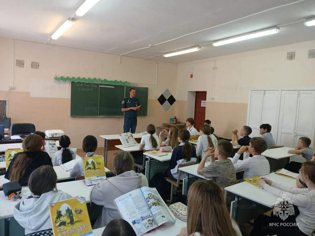 В Похвистнево детям перед каникулами напомнили о безопасности  В школе № 7 города Похвистнево прошел