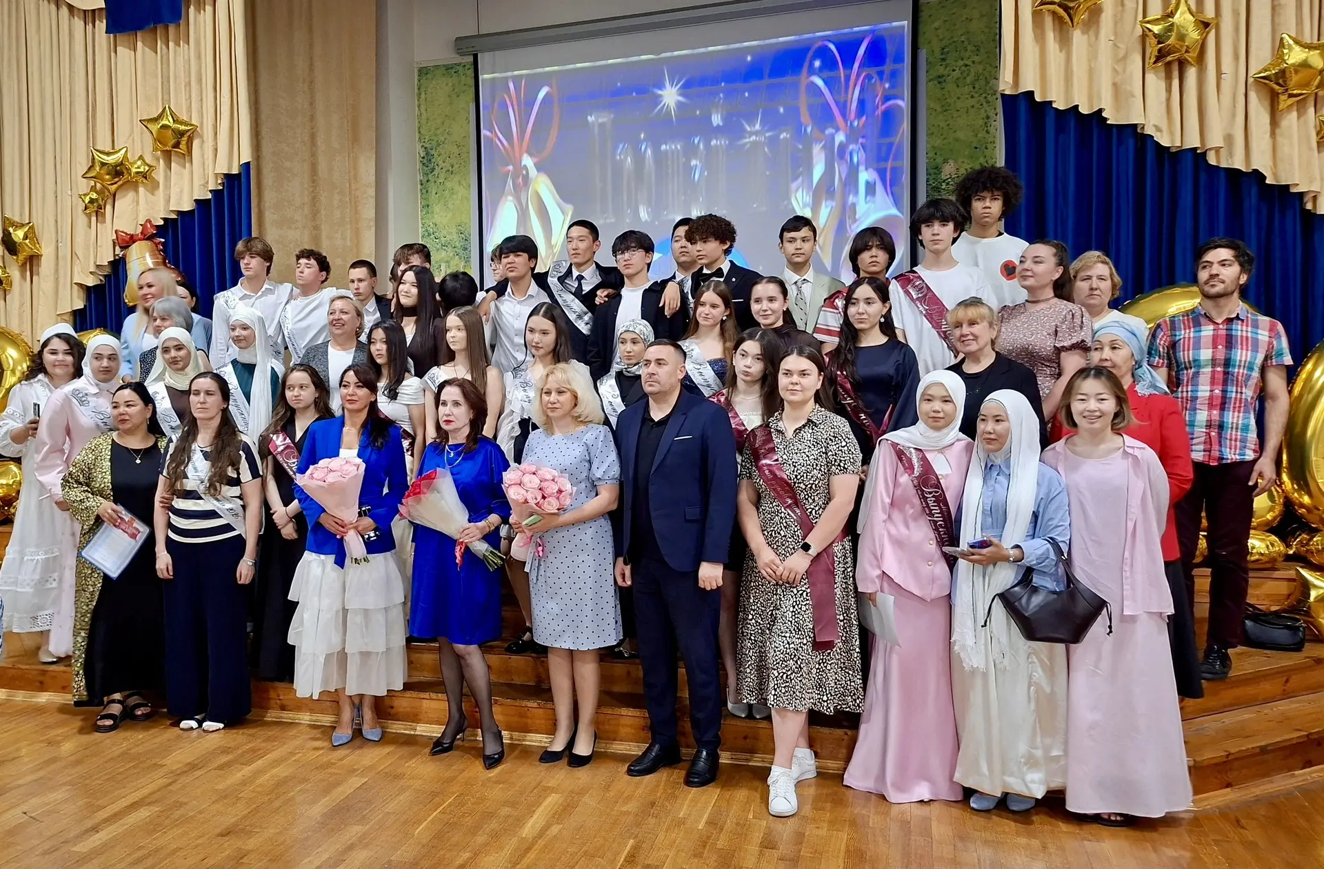 Церемония вручения аттестатов 
в 9 классах

🤩 У учеников девятых классов нашей школы состоялась важ