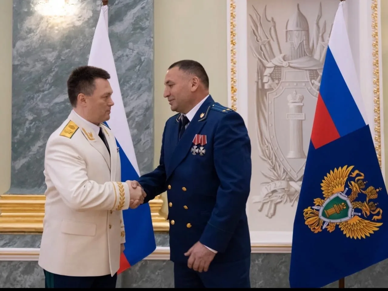 🇷🇺 В нашем 7-1 классе учится замечательная девочка, которая с гордостью носит фамилию своего отца.  