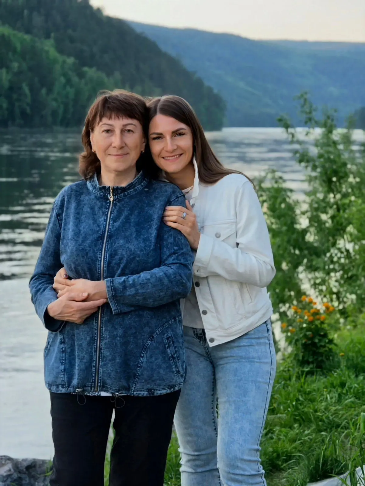 Мои прекрасные, ловите 10 идей, как с пользой провести выходные в июле 💛

Июль — это тепло, свет и 