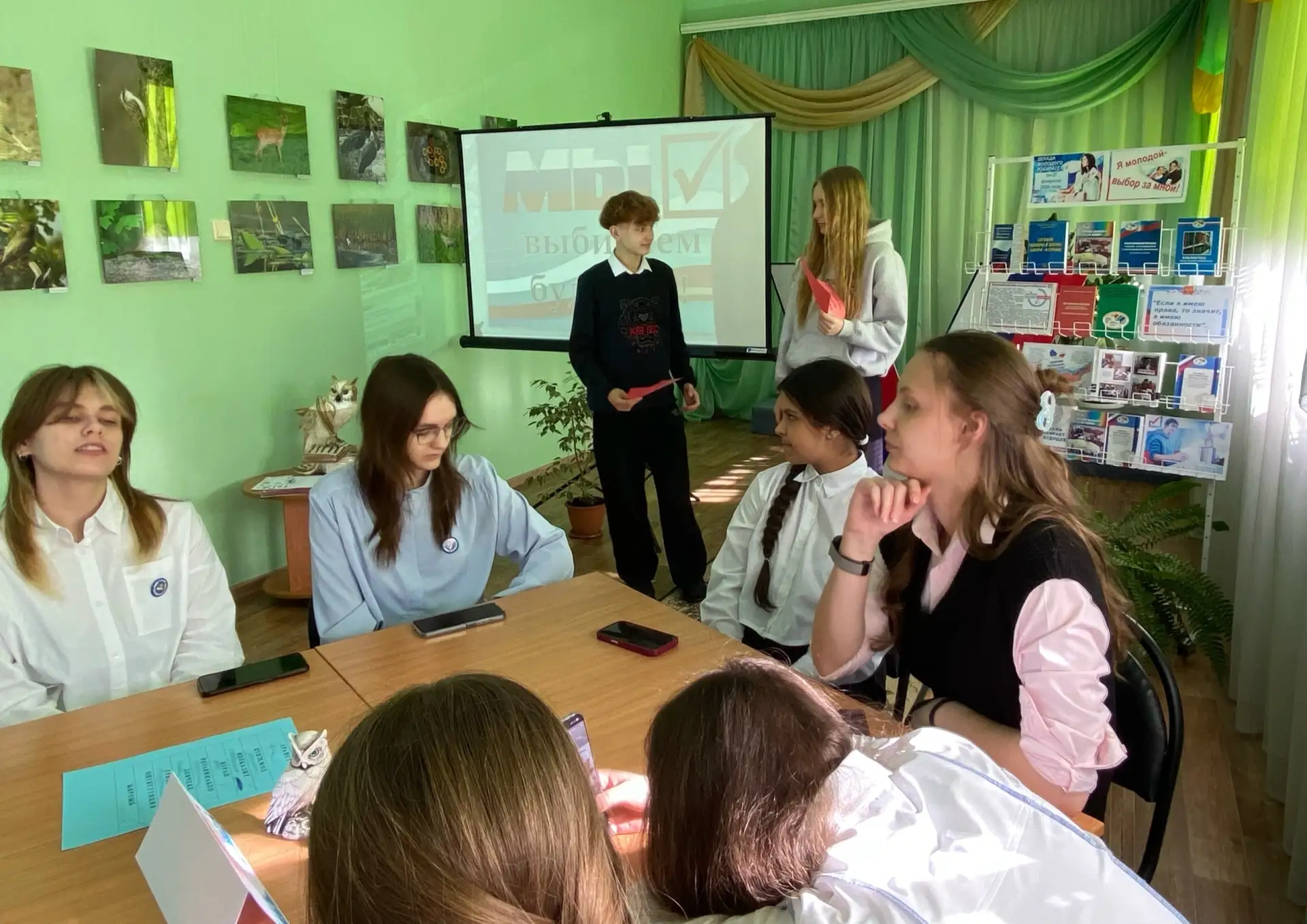 🗳️ Библиотеки и техникумы Курской области на связи!  Правовое просвещение молодежи продолжается! В р