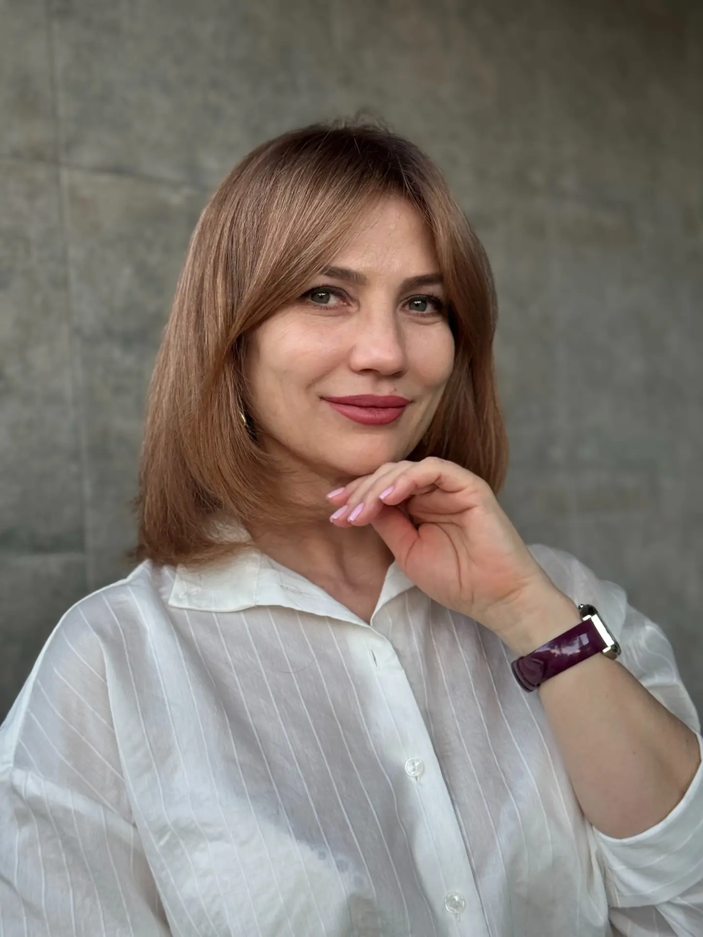 До: отросшее мелирование (не наше), цвет потерял цельность, а у волос уже не было доста...