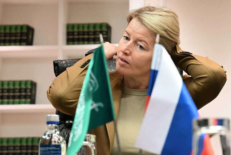 Топ новостей к этому часу на СМИ2 ⚡

🔹 Владимир Путин назначил Ольгу Абрамову врио главы Удмуртии. 
