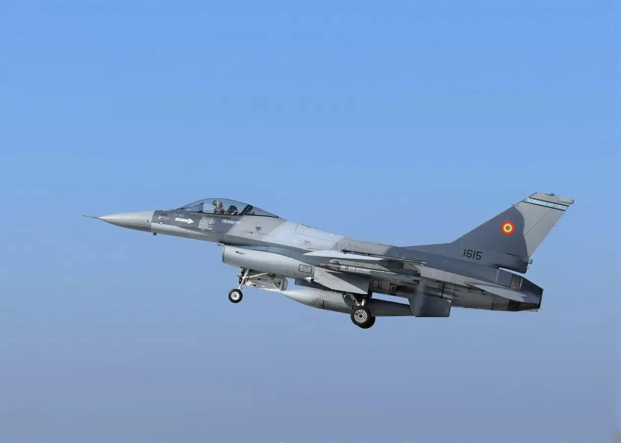 ВСУ рискуют к концу года лишиться всех рабочих истребителей F-16, пишет Wall Street Jou...