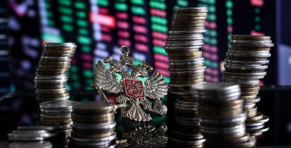 Аналитики снова понизили прогноз по курсу доллара на ближайшие три года

Банк России опросил 31 экон