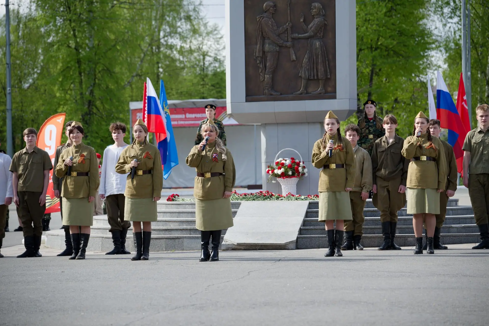 В День памяти и скорби по всей стране пройдут памятные мероприятия. Присоединяйтесь:
В 12:15 по моск