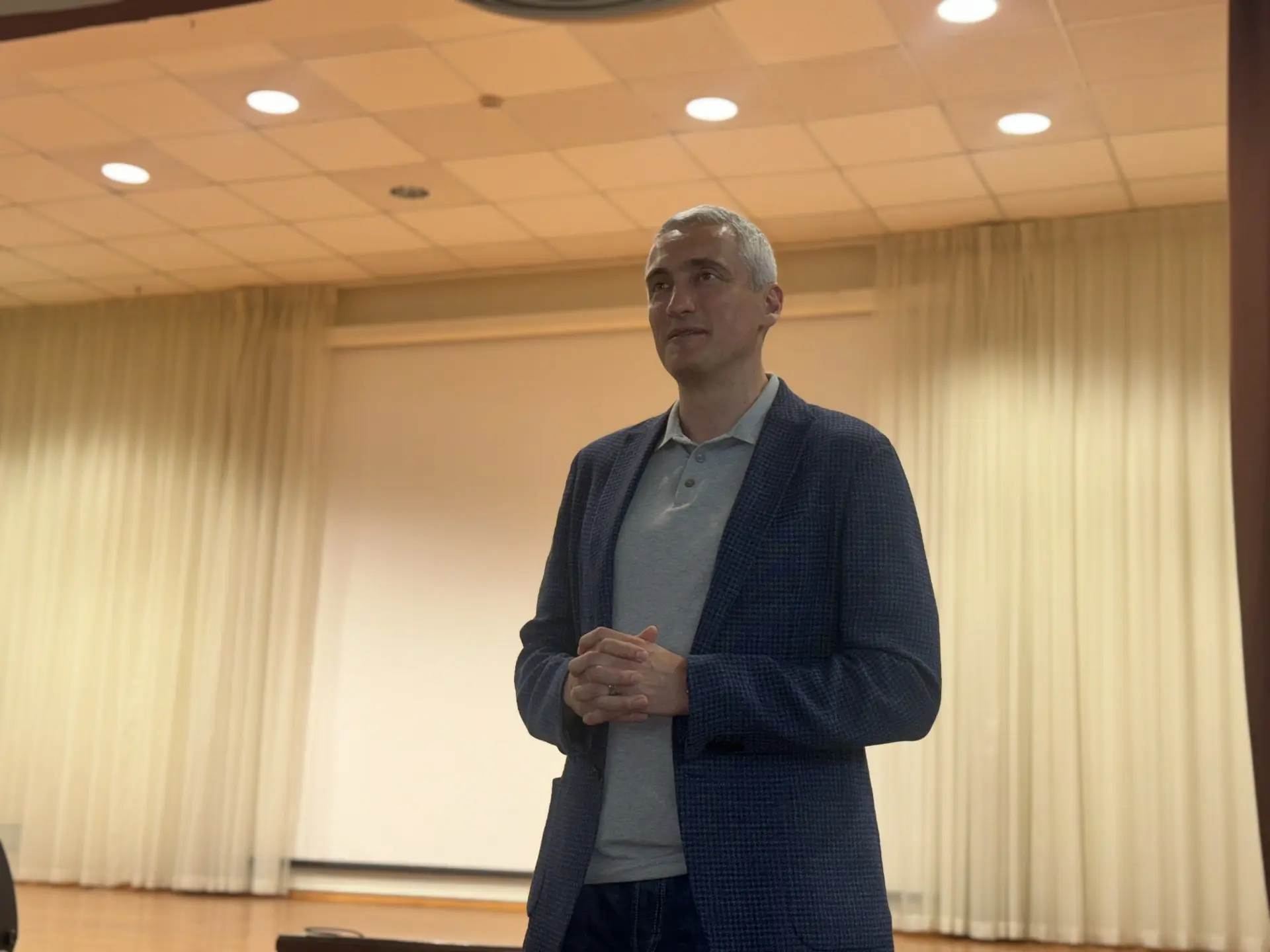 Там, где забота становится призванием

Пообщался с коллективом ГБУ «Геронтопсихиатрический центр «Ор