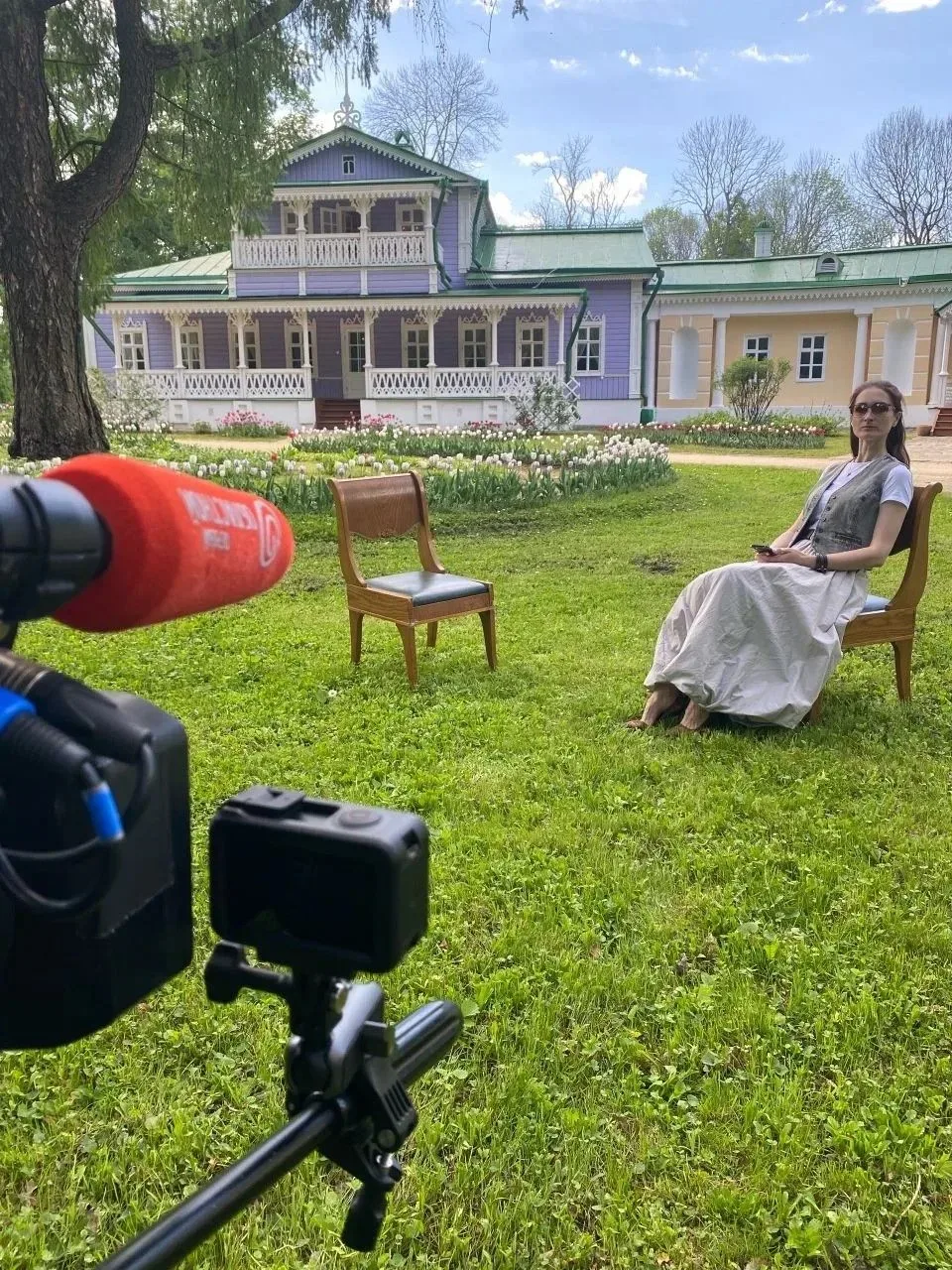 Сегодня съёмочная группа "Первого Областного"  программы "Персона Грата" во главе с Викой Паниной ра