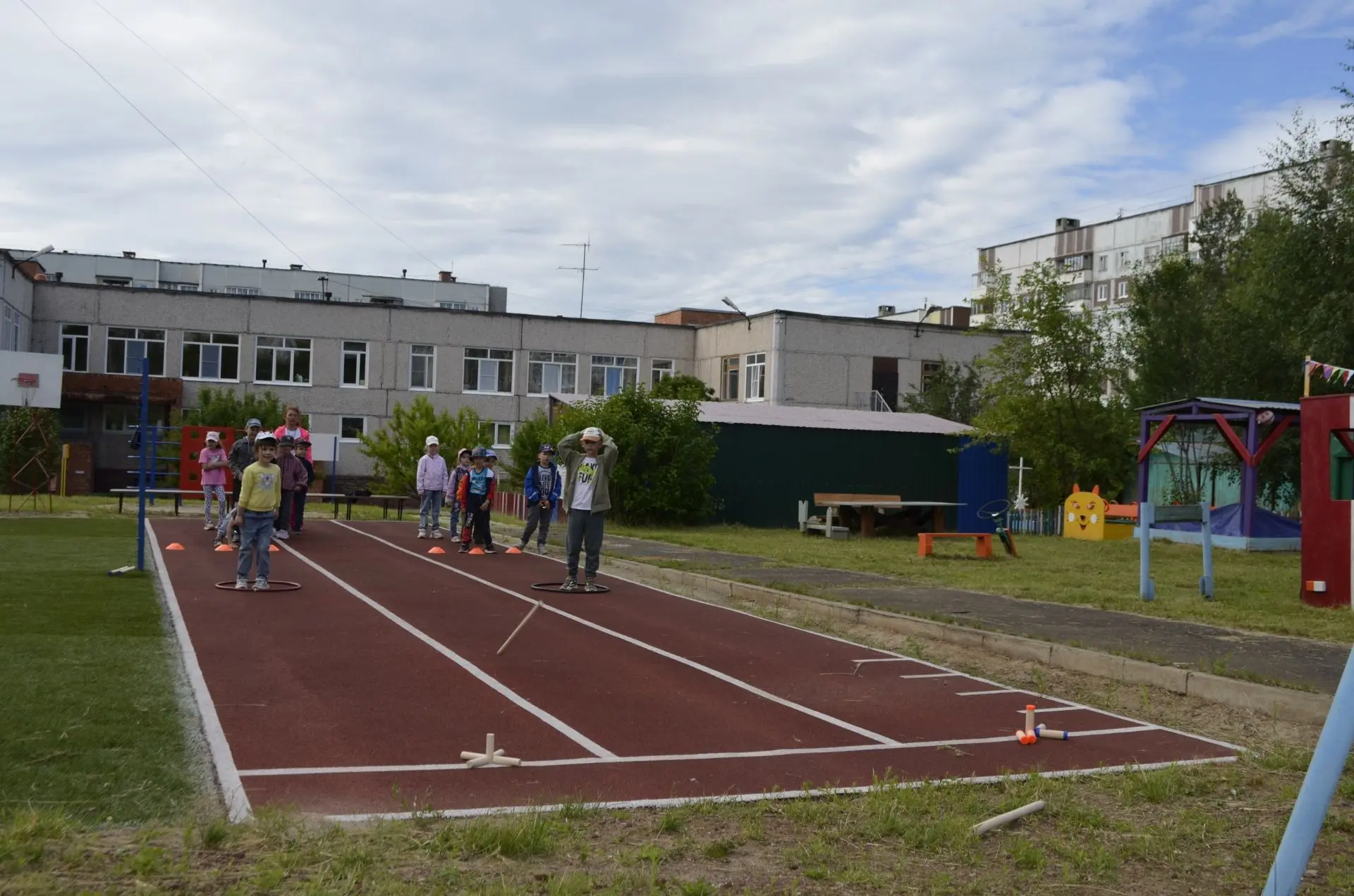 Городошный турнир: ловкость, азарт и настоящая дружба!
Сегодня наши ребята из старших и подготовител
