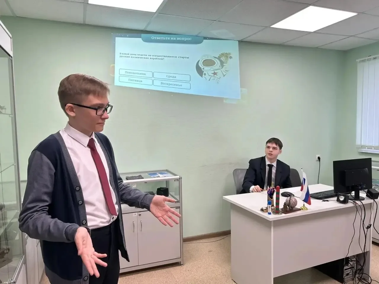 🚀 Путешествие к звёздам Накануне Дня космонавтики активисты школьного музея 8 «Б» класса казачьей на