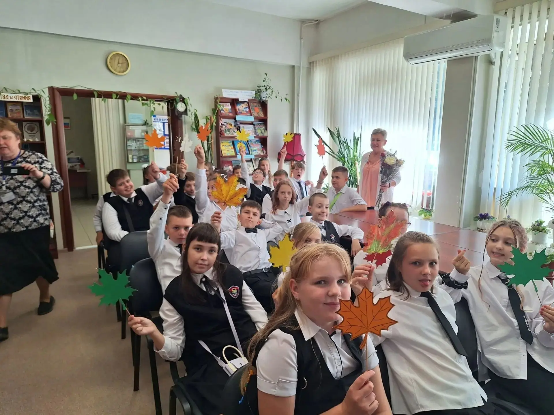 📚 День знаний в нашей школе: путешествие по родному Орлу! 🍁