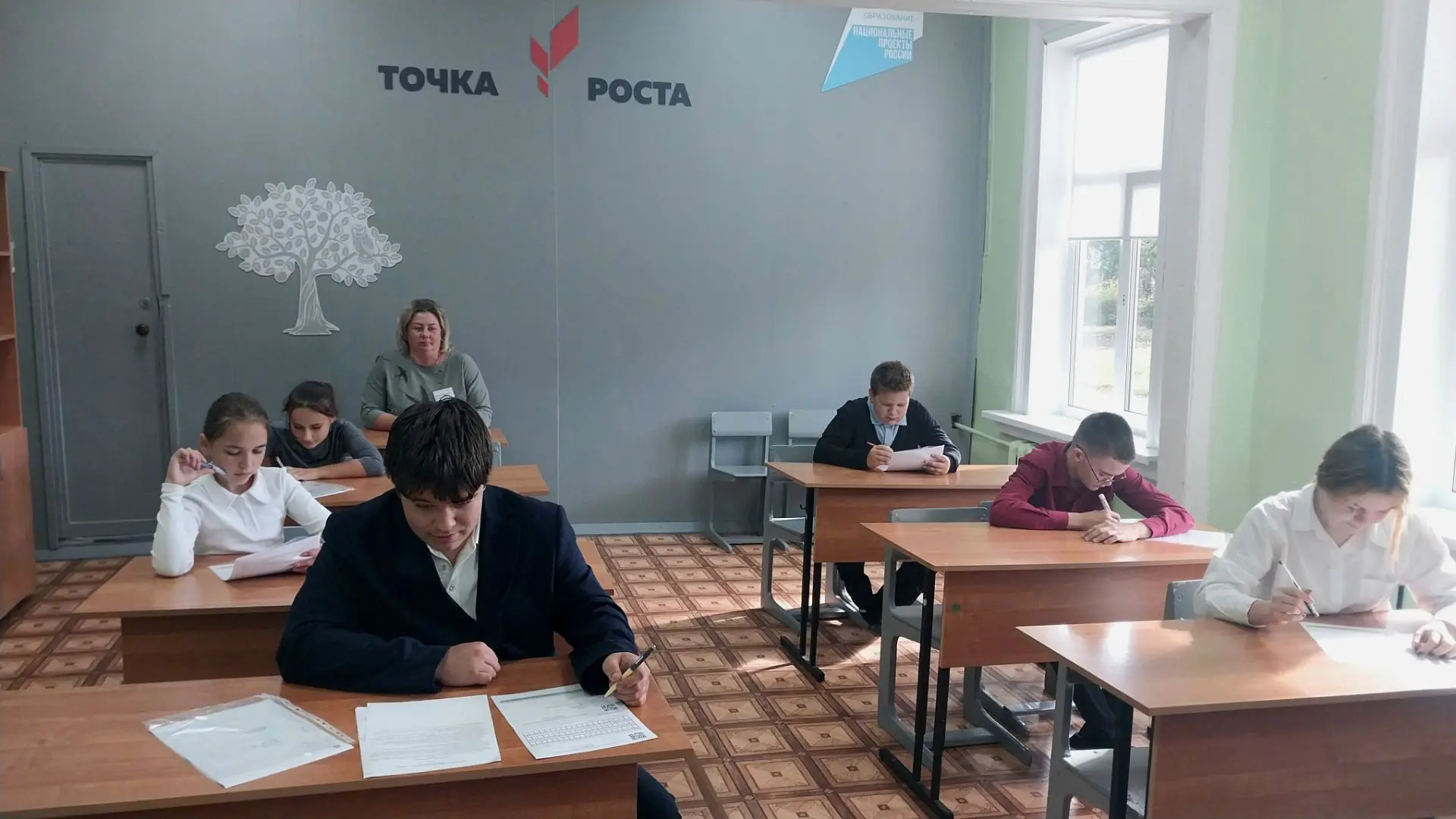 1 октября 2026 года в МОУ СОШ с. Старая Потловка прошёл школьный этап Всероссийской оли...