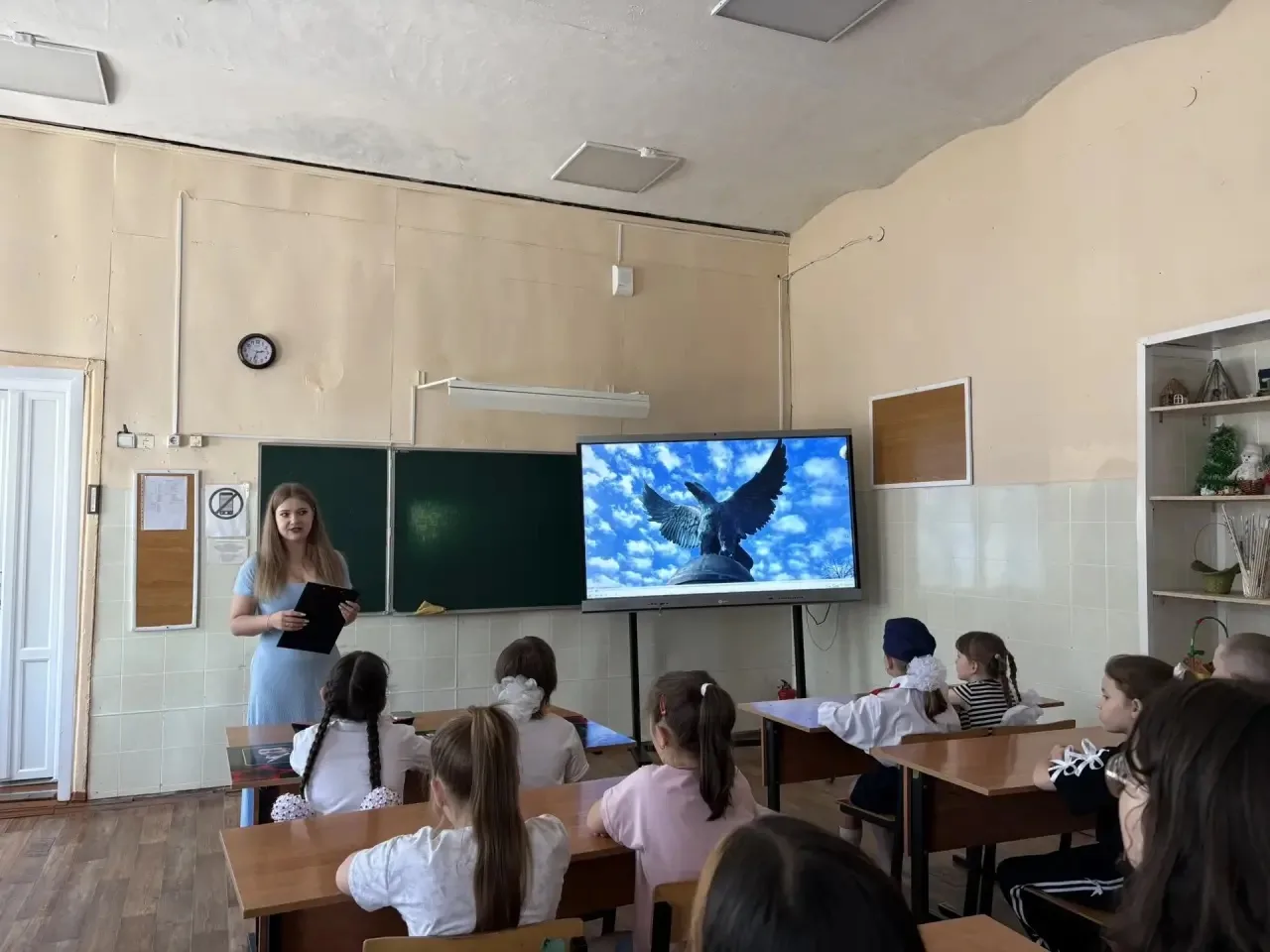 🌟 12 июня 2021 года наш город Орёл получил официальный статус «Литературная столица» России. 
Это в