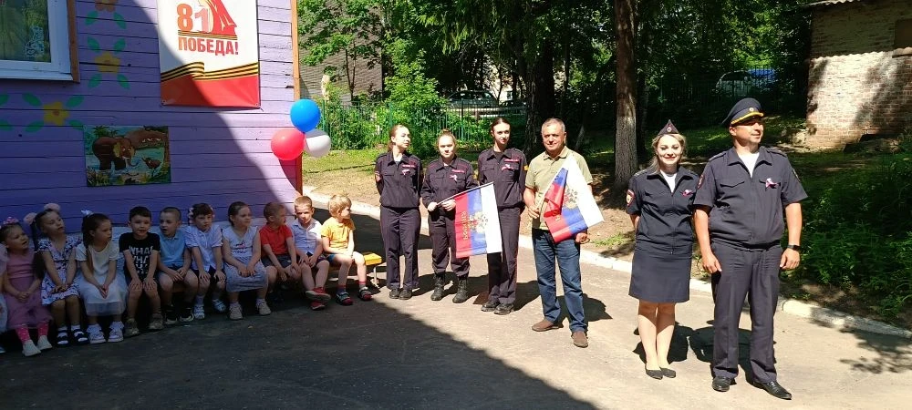 🇷🇺 Сегодняшний  наш солнечный денёк, наполненный детским смехом и радостью запомнится детям на все