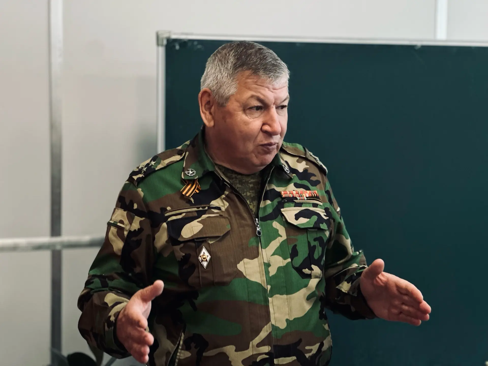 📜 Выставка «Эхо войны» в Кореновском политехническом техникуме  В преддверии Дня Победы в фойе Корен