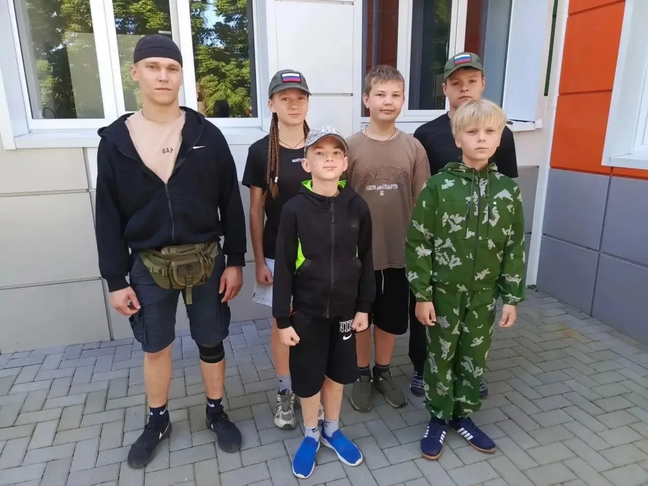 Юные защитники Родины🇷🇺

Юнармейцы Детского центра «Исток» отправились на шестой слёт «Мещерские з