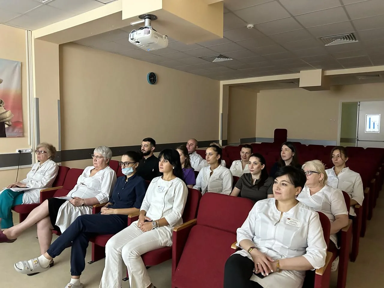 🧑‍⚕️Врачи РКЦФП приняли участие в профильном вебинаре на тему «Эпидемиология туберкуле...