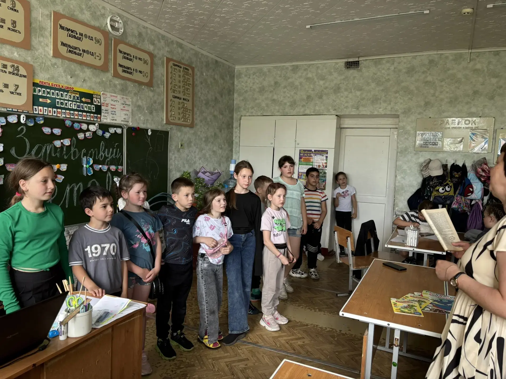 Весело и задорно проводят время ребята из пришкольного лагеря "Непоседы".Свежий воздух,...
