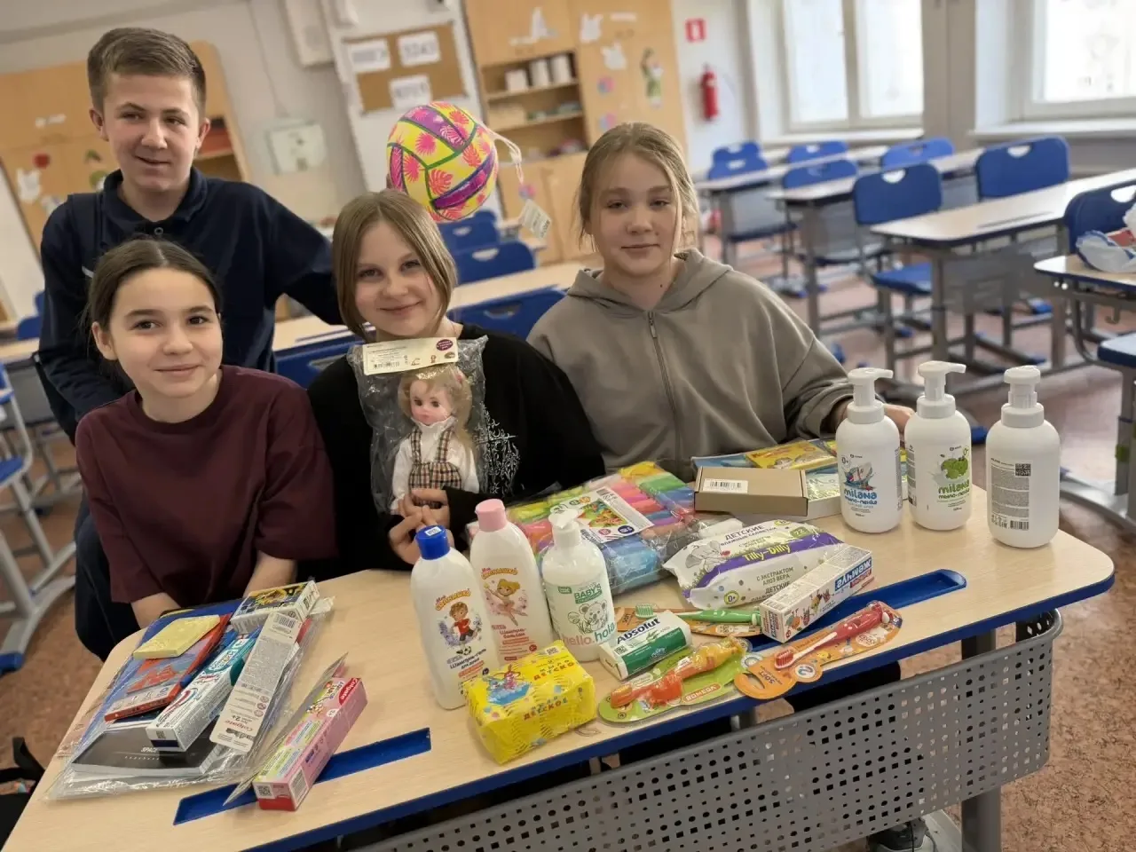 Миссия выполнена: тепло наших сердец отправляется к детям! 📦  Наш «Марафон счастья» в подошёл к конц