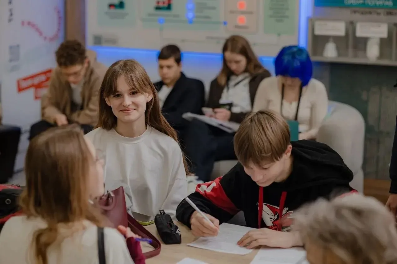 🧪 Юные химики-олимпиадники 1259 снова доказывают: формулы успеха нет — есть характер и труд!  В теку