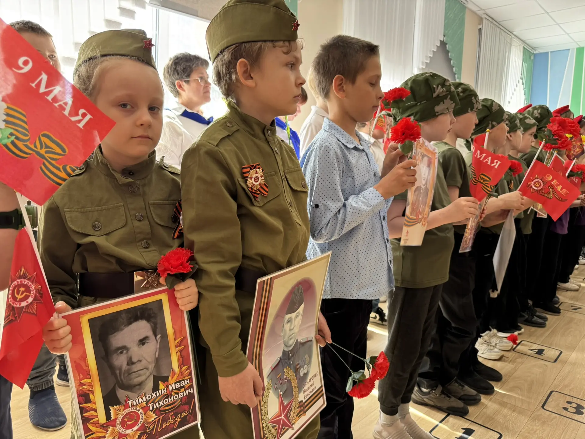 🪖В рамках патриотической акции «Часовой у Знамени Победы» в нашей школе прошла особенн...