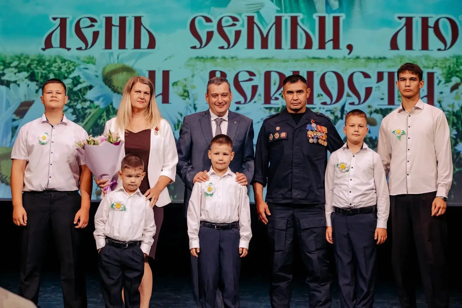 💫Гордимся семьями наших воспитанников!💫
В День семьи, любви и верности замечательной многодетной с