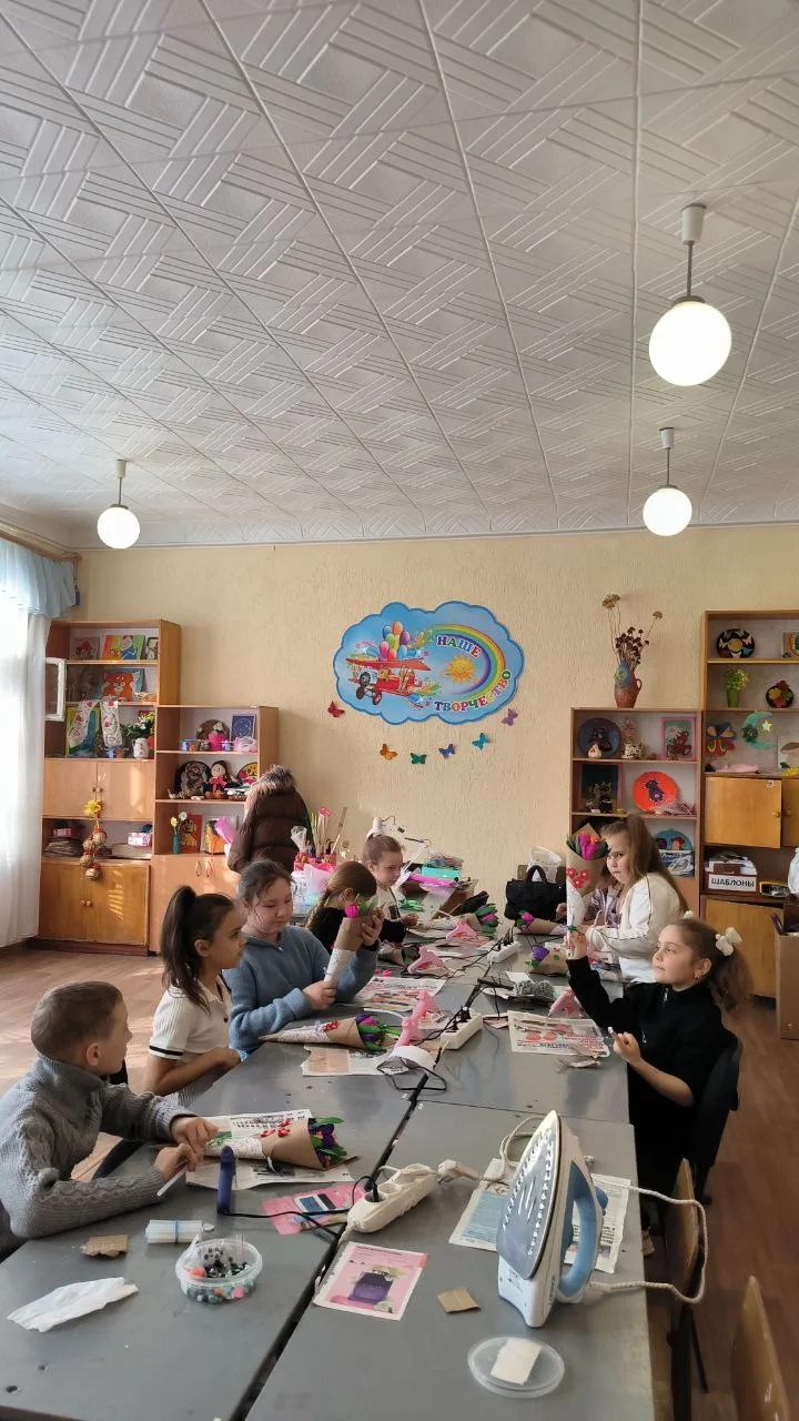Ребята из кружка "Город мастеров" под руководством педагога Клепиковой Елены Николаевны...
