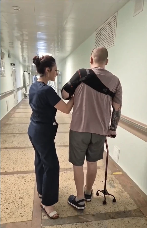 Команда врачей БСМП №1 в течение года помогает мужчине полностью восстановиться после инсульта
 
🏥 