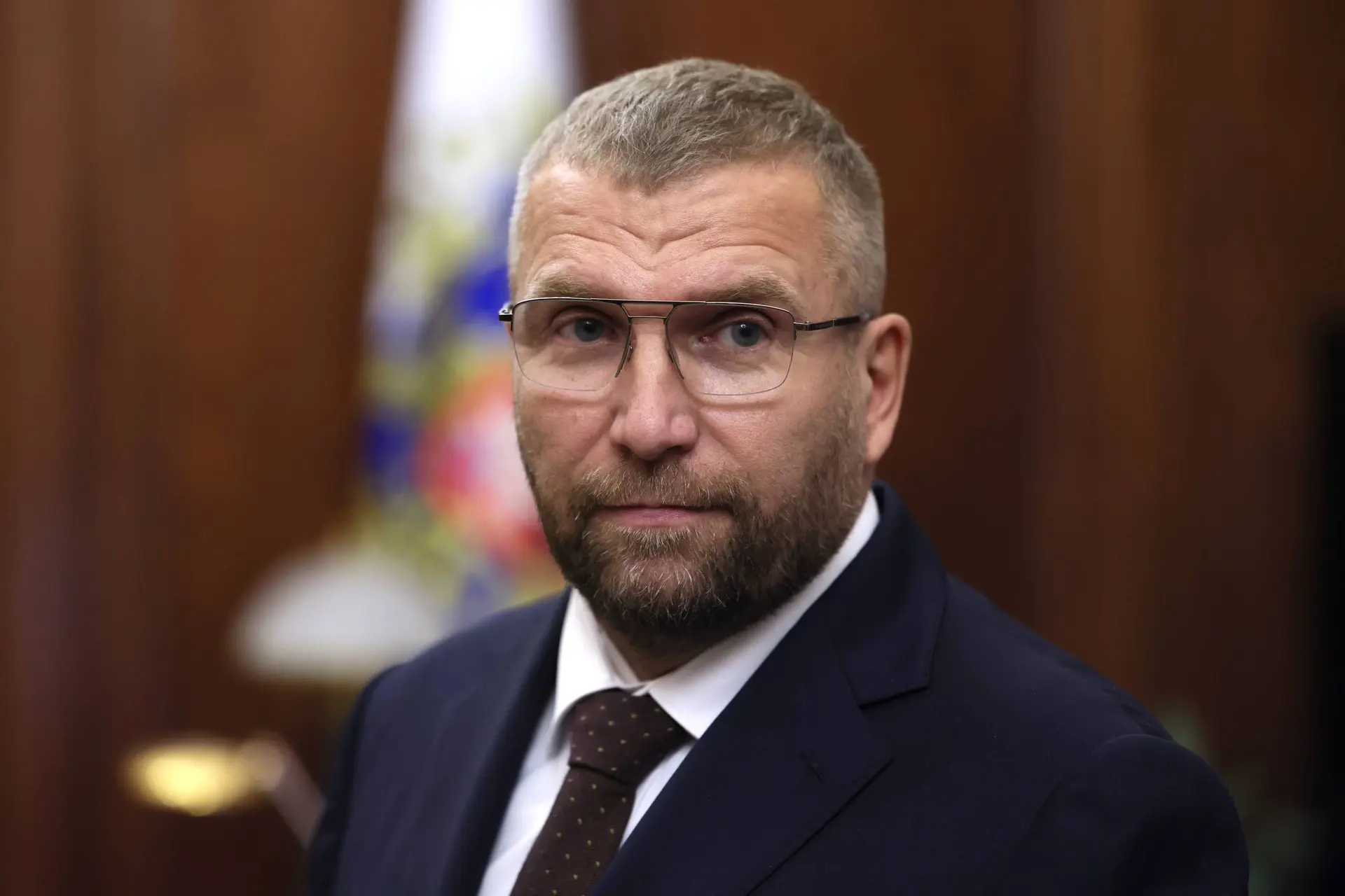 Руководитель ФТС России Валерий Пикалёв назначил Рафаэля Зверева начальником Уральского таможенного 