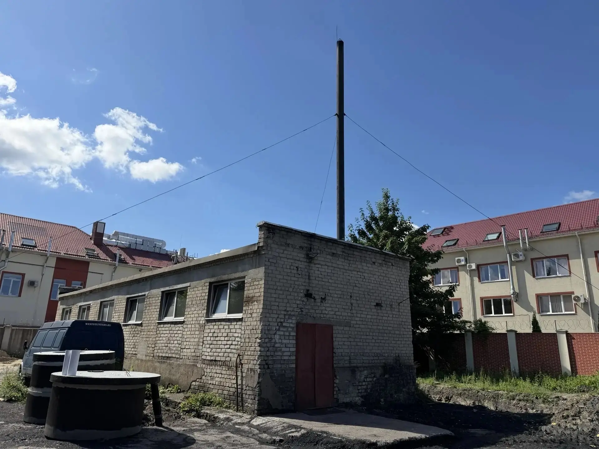 В городе завершила работу еще одна угольная котельная ✅ 
 
Речь идет о малой котельной по улице Моло