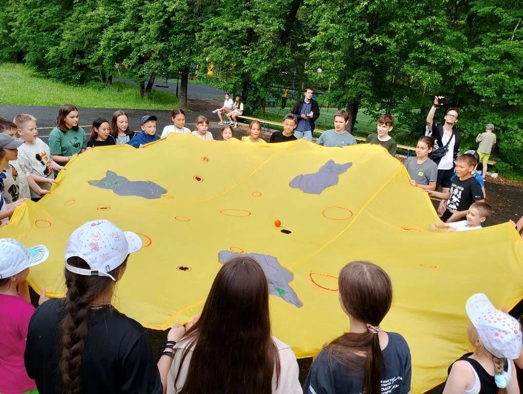 ЧУВАШИЯ: СВЯЗАННЫЕ ОДНОЙ ЦЕПЬЮ
 
В «Роднике» прошел чувашский праздник Уяв. Он строго привязан к при