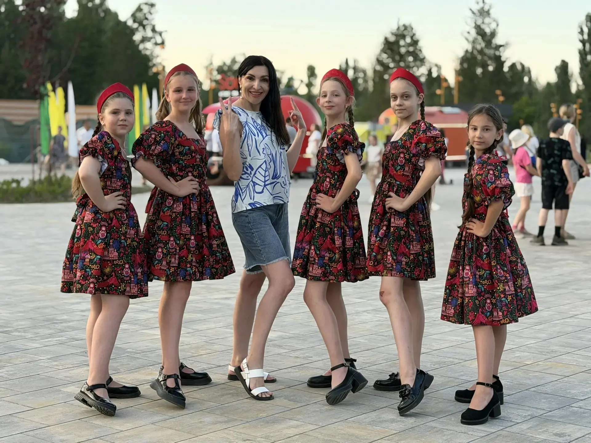 12 июня, в День России 🇷🇺🎉, в Нижнем парке состоялось долгожданное открытие «Петропарка»! 🎡✨

Дл