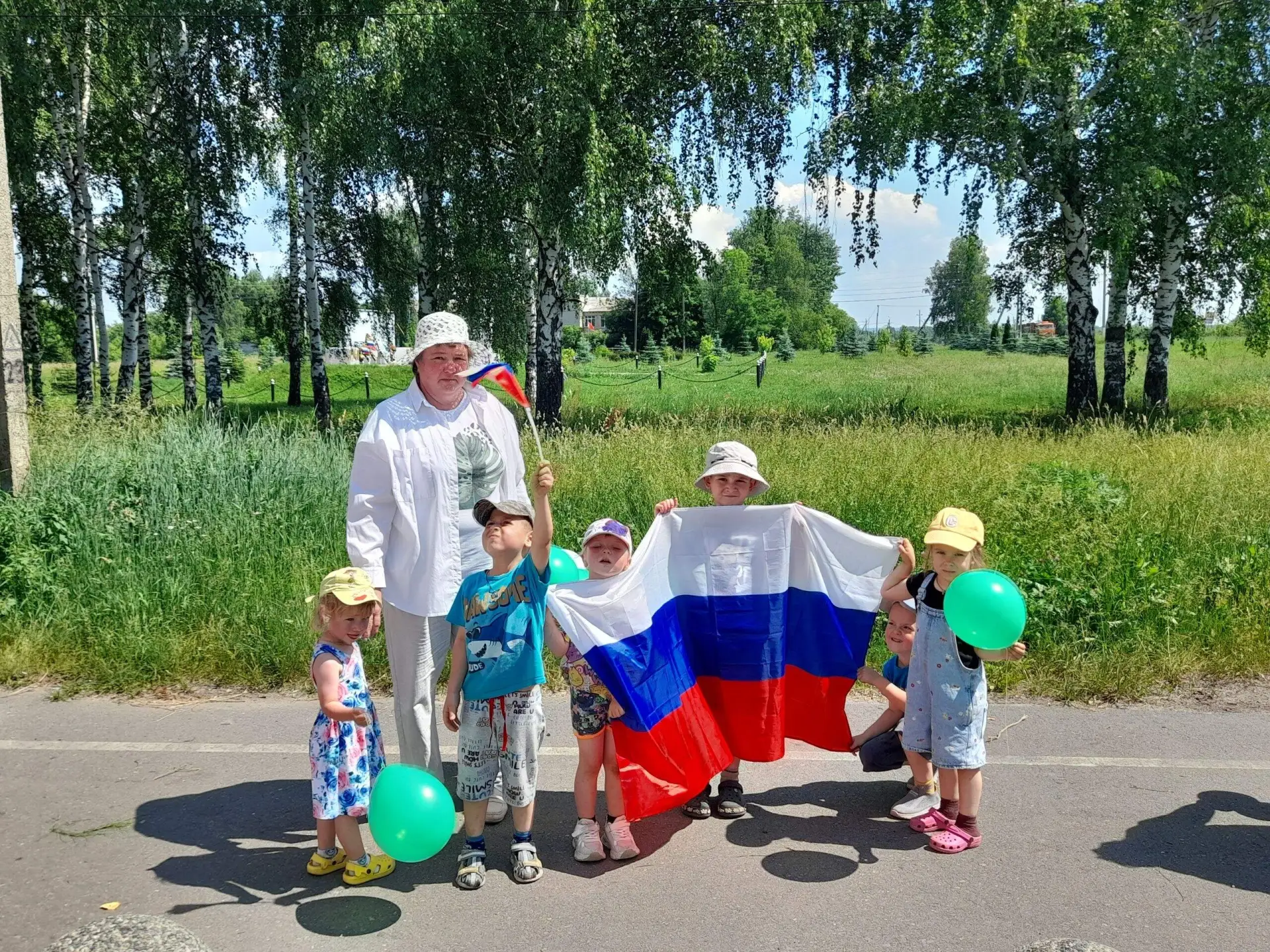 #МУКМЦРДКЗЕМЕТЧИНО
#КУЛЬТУРА
#ДЕНЬРОССИИ
🇸🇮🇸🇮🇸🇮❤️ 🎈🎈🌹🌹❤️ 11 июня работники культуры вместе