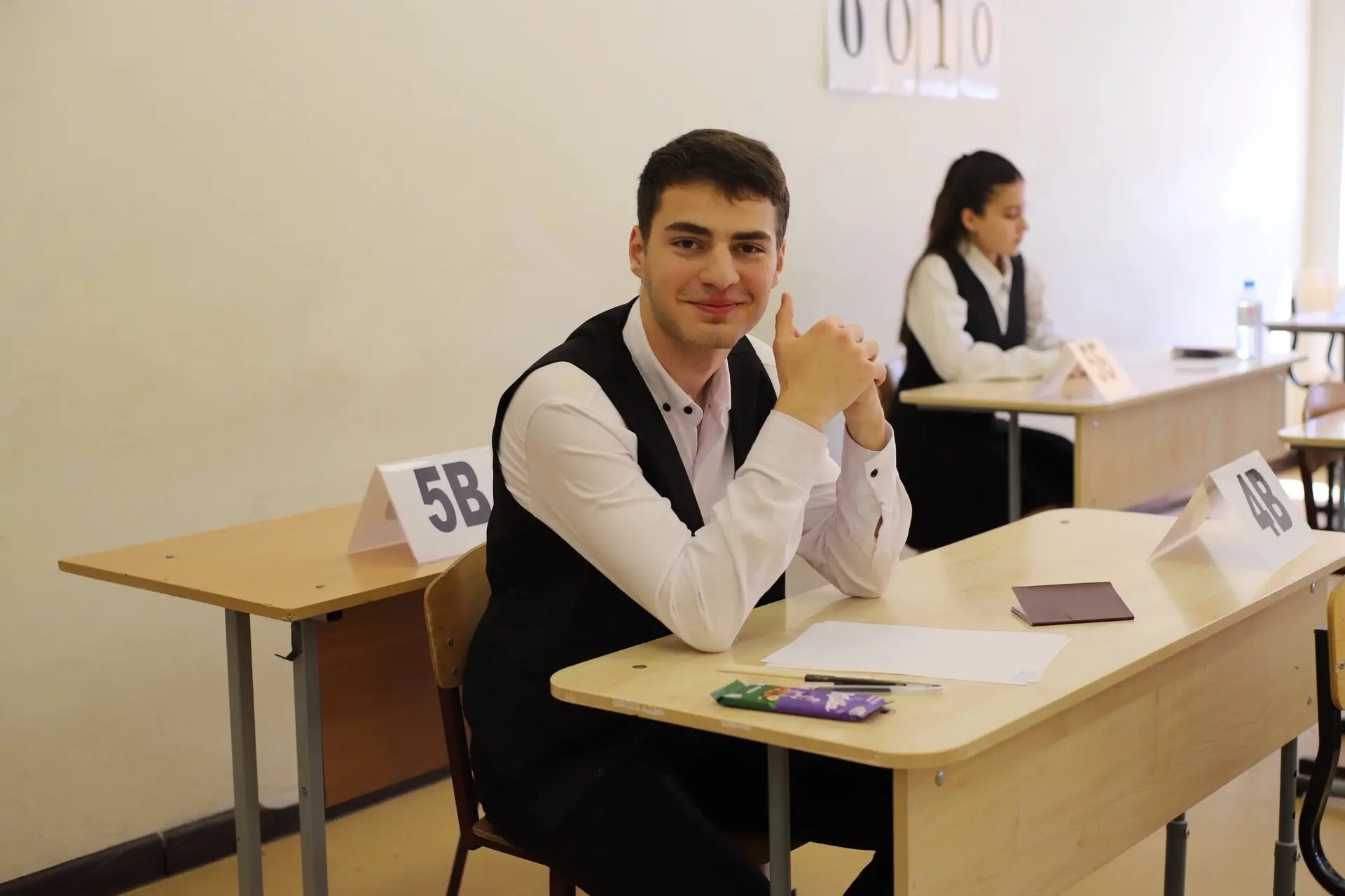 Сегодня более 2000 выпускников Северной Осетии проходят государственную итоговую аттестацию. ЕГЭ по 