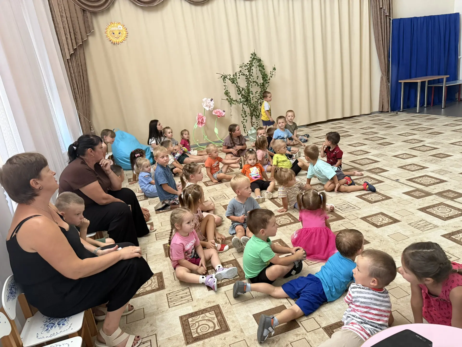 В нашем детском саду состоялся показ мультфильма «Мешок яблок». Это самая лучшая сказка...