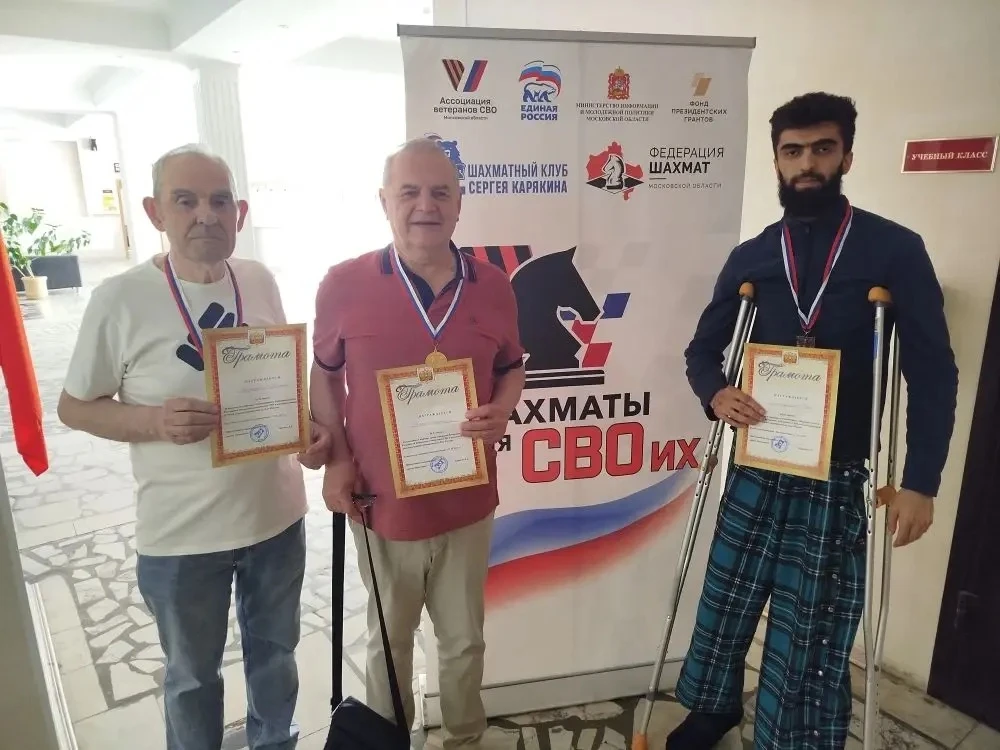 🏆 Шахматы вне возраста и званий🇷🇺

Друзья, это нужно видеть и этим нужно гордиться! 🔥

7 июня в 