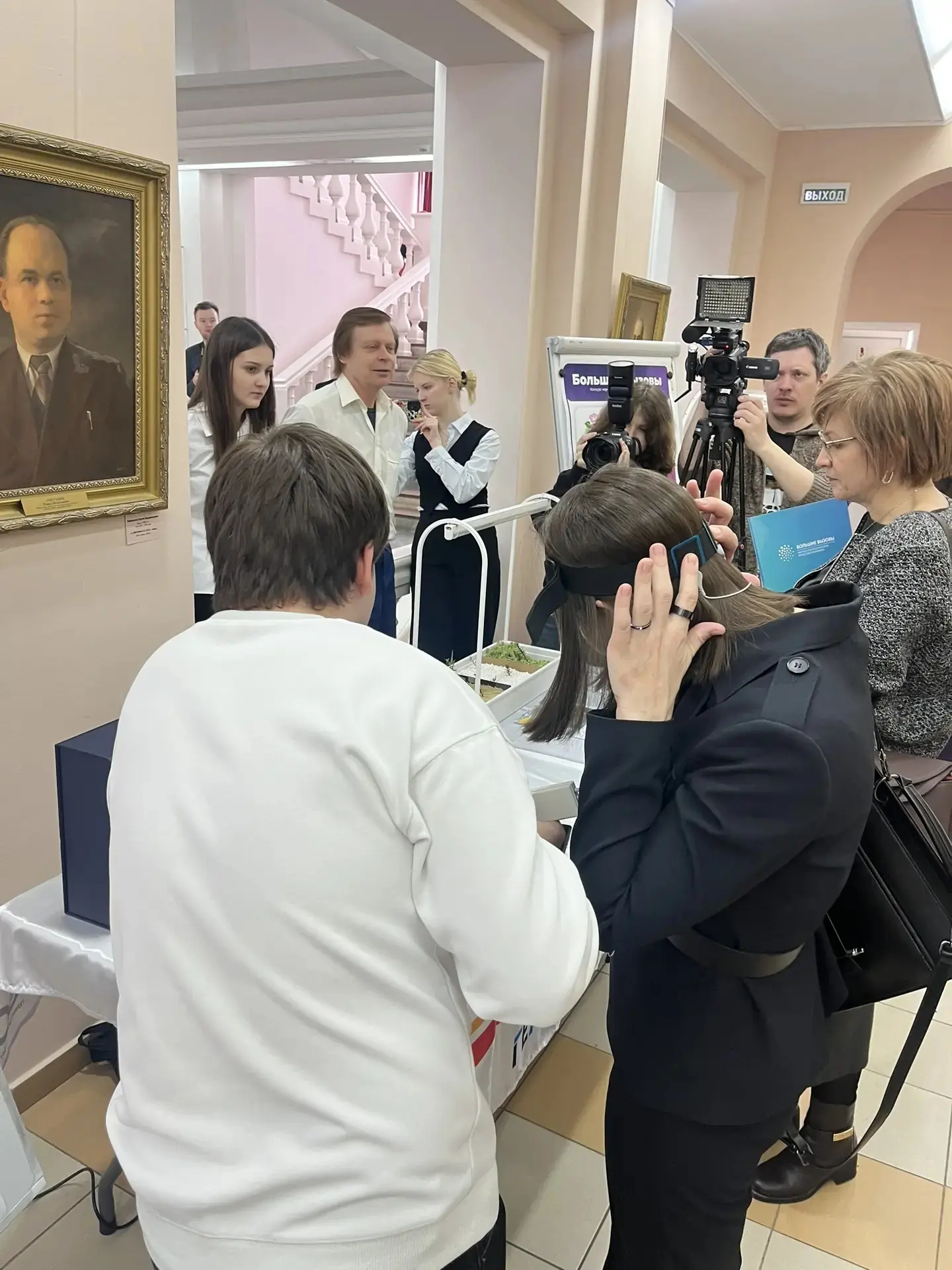 🚀 Гордость нашей школы! Итоги регионального трека «Большие вызовы»  С радостью сообщаем блестящие ре