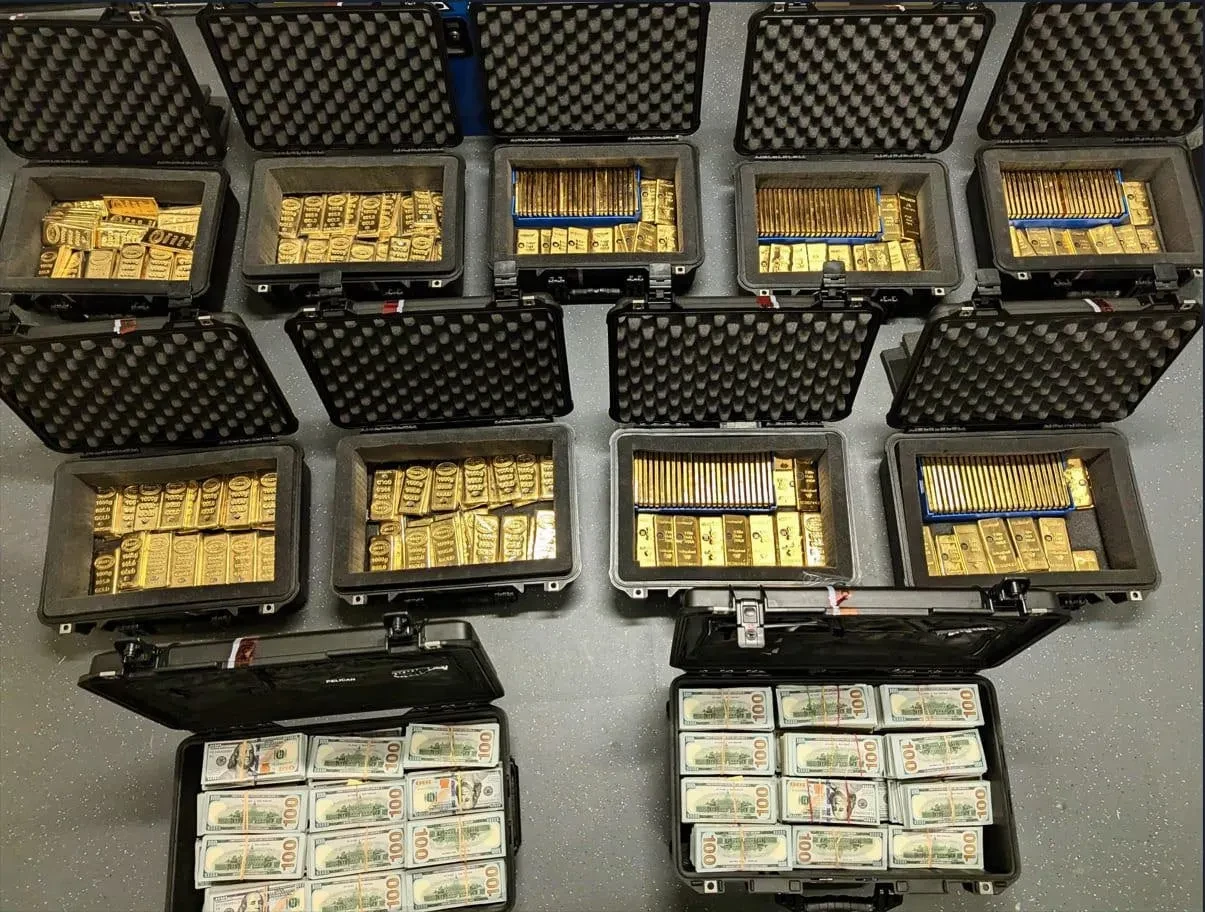 👀💸 Высокопоставленный сотрудник ЦРУ Дэвид Дж. Раш признался в хищении почти $194 млн....