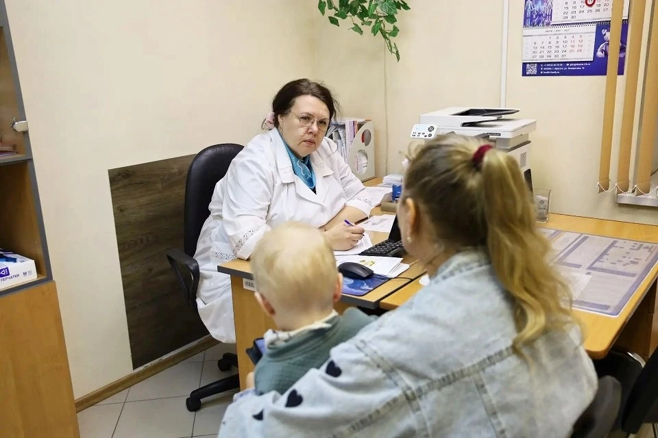 Консультативные приемы для детей участников специальной военной операции прошли в клинике Научного ц