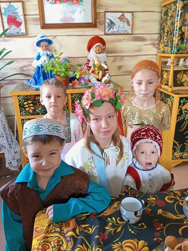 «Вкус дружбы: как в центре «Золушка» прошло чаепитие «Многонациональная Россия»
В реабилитационном ц