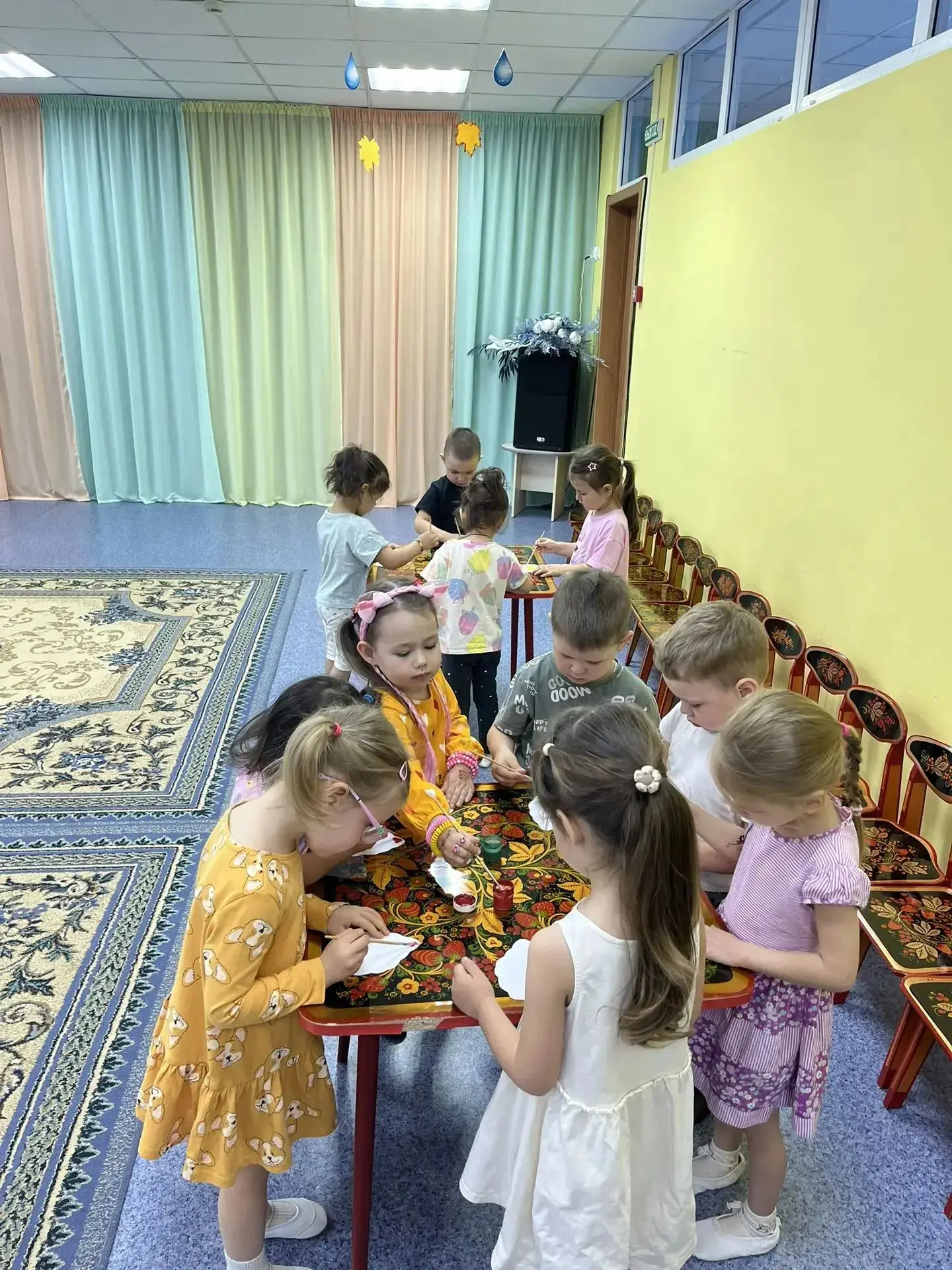 Ребята 4 группы уже целый месяц занимались в кружке "Музыкальный сундучок" 🎵 💼