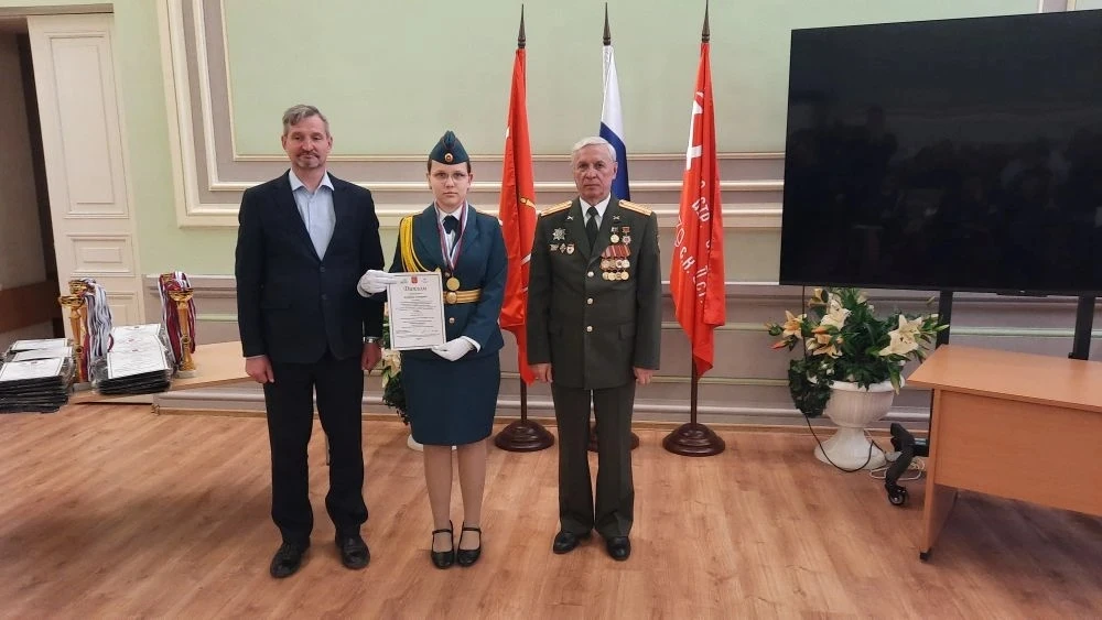 🥇 Наши кадеты — лучшие в Санкт-Петербурге! На региональных лично-командных соревнованиях по «Стрелко